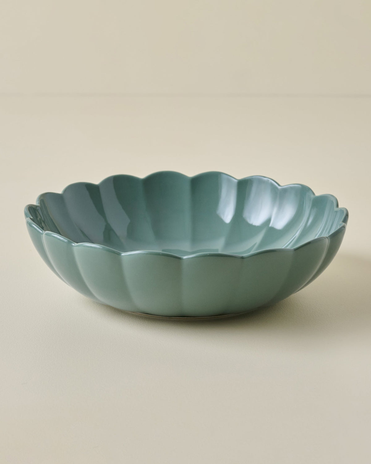 Mavelle Seagrass Scalloped Serving Bowl serving piece - Detail View