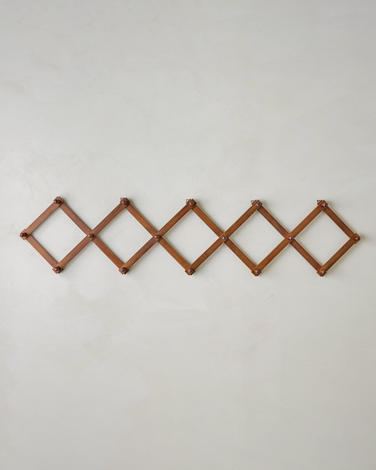 Mavelle Accordion Wooden Wall Hook wall hook