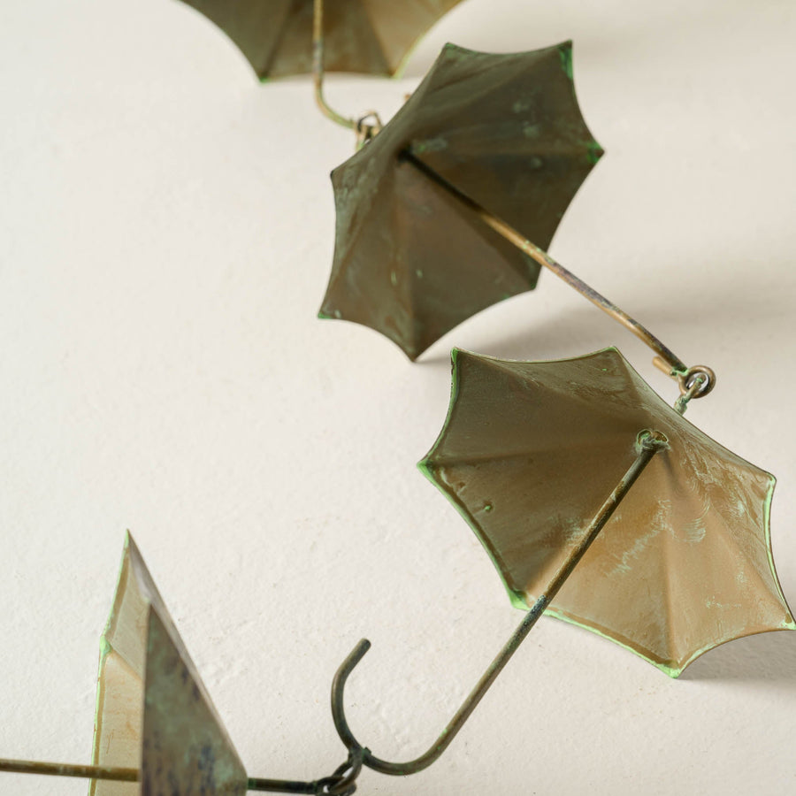 Mavelle Umbrella Rain Chain planter