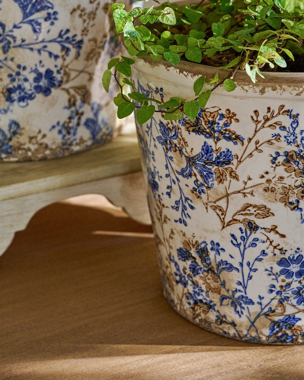 Mavelle Blue and White Distressed Planter planter - Alternate View