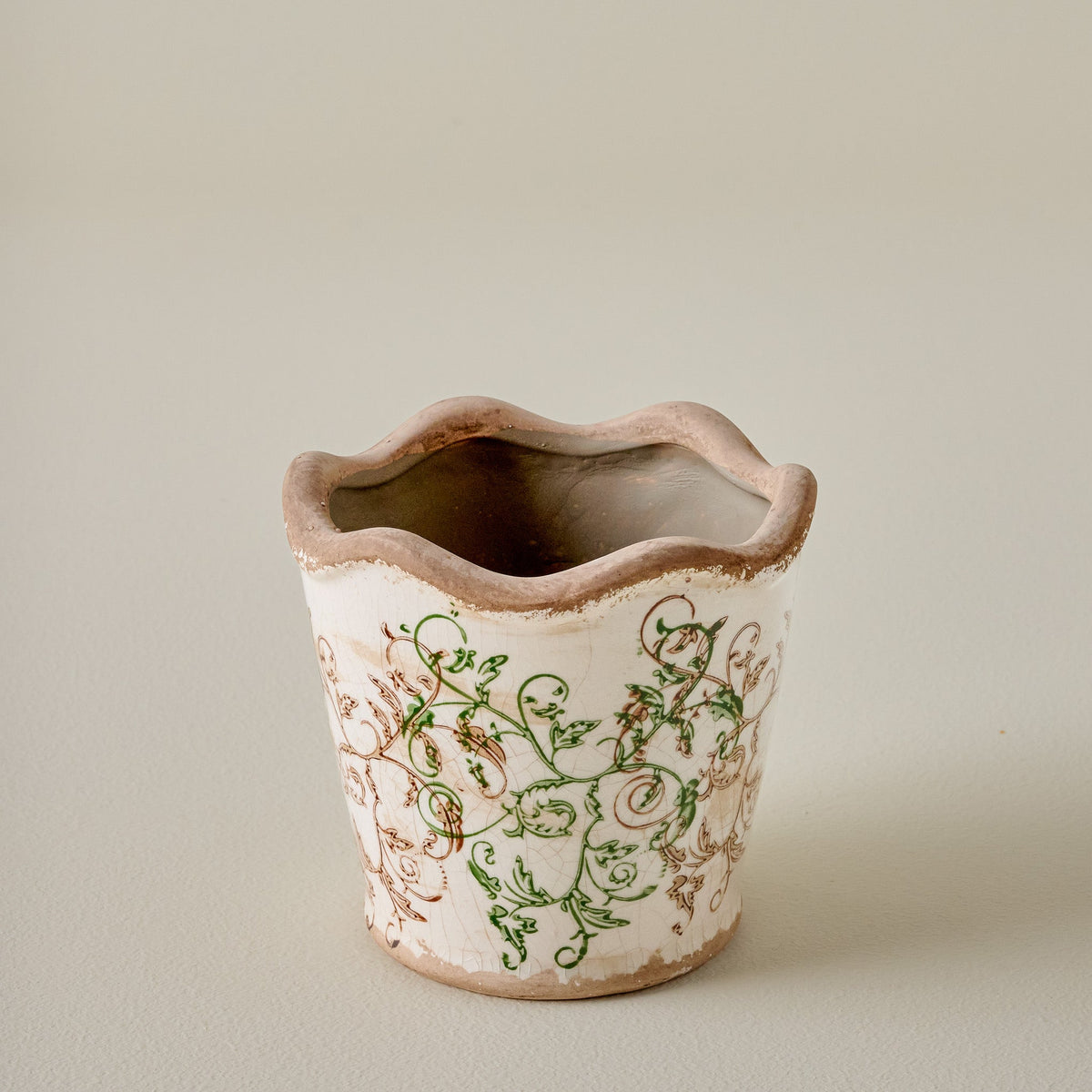 Mavelle Green Scalloped Distressed Planter planter