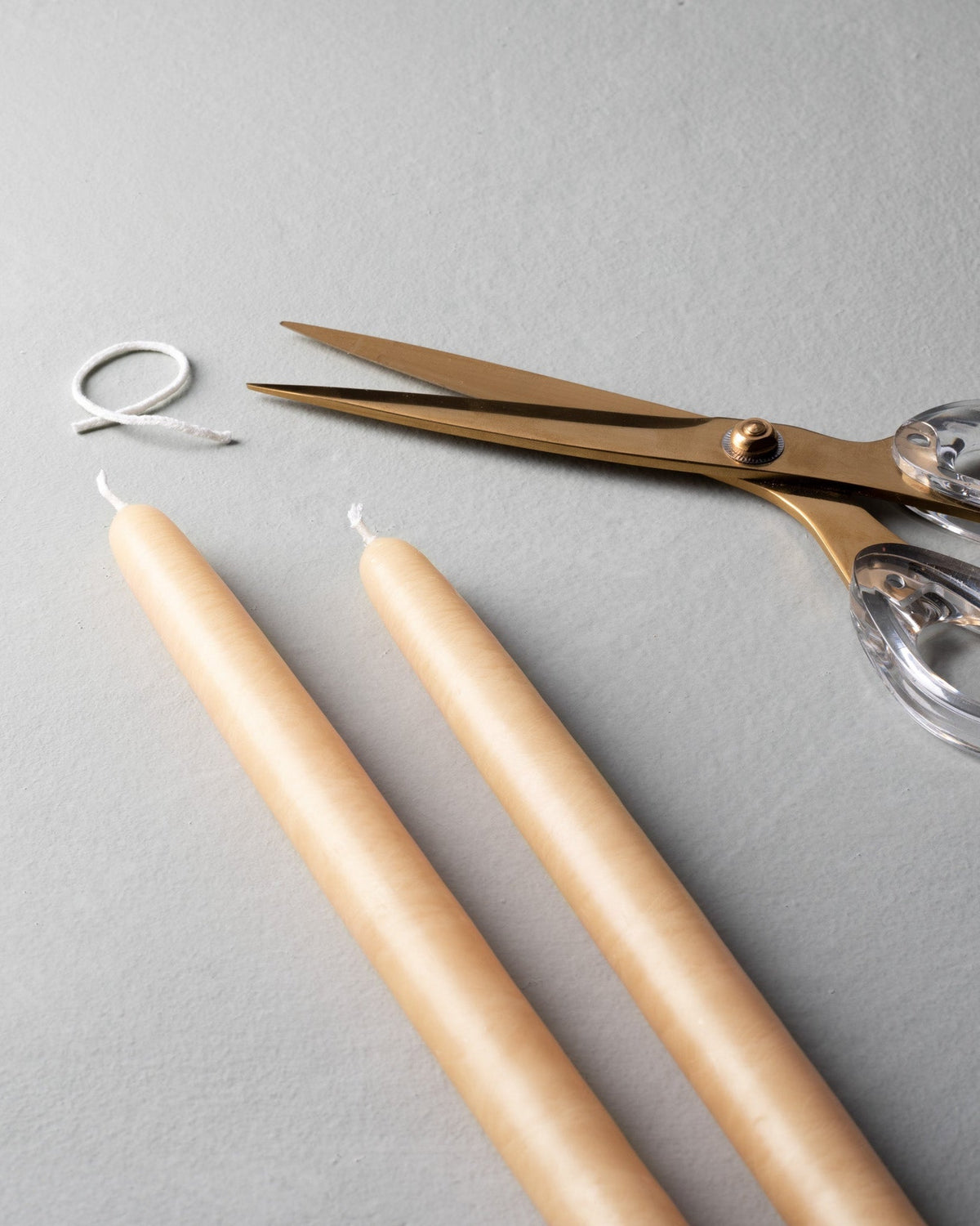 Mavelle 10" Hand Dipped Spun Finish Tapers candle - Alternate View