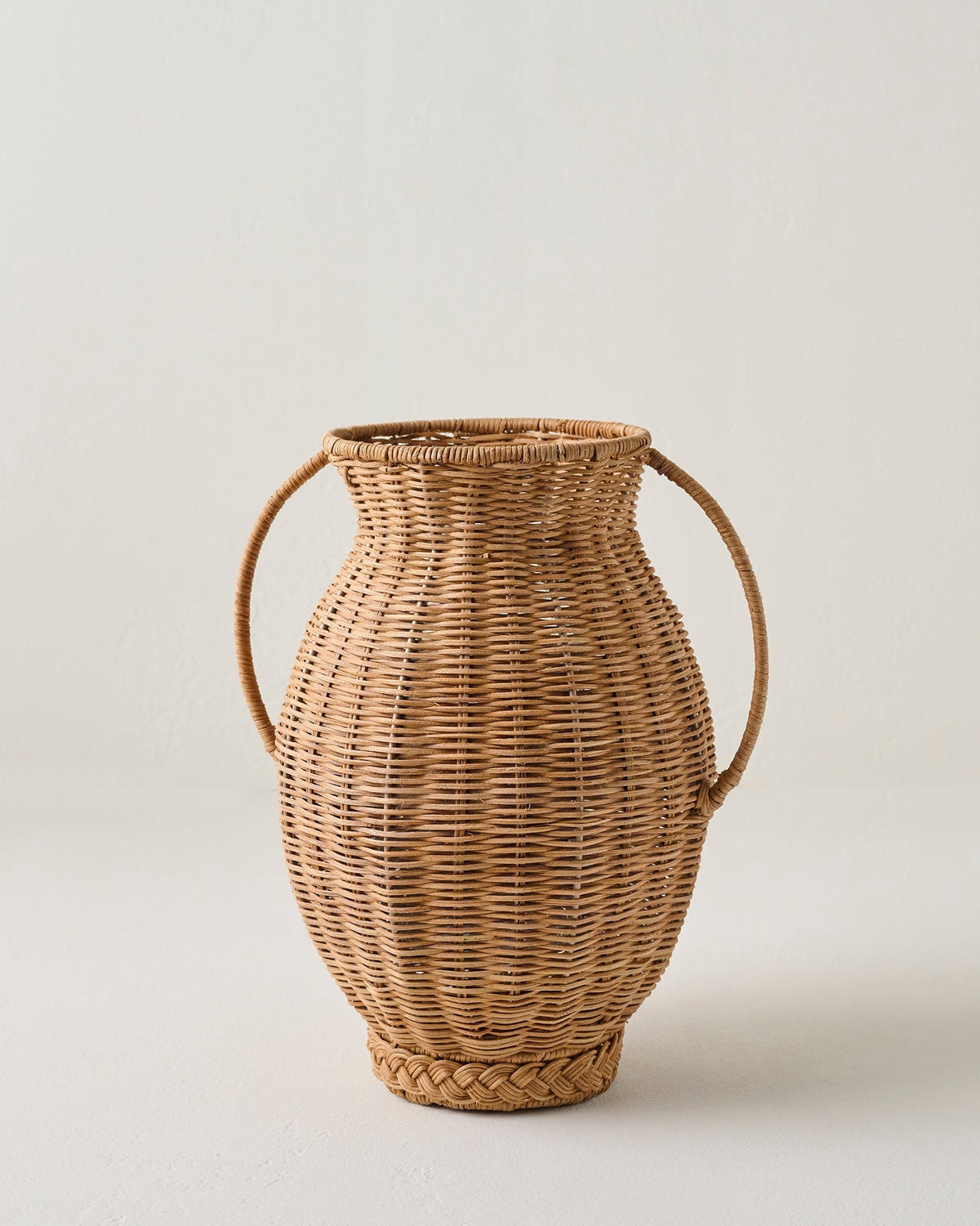 Mavelle Round Rattan Vase vase - Detail View