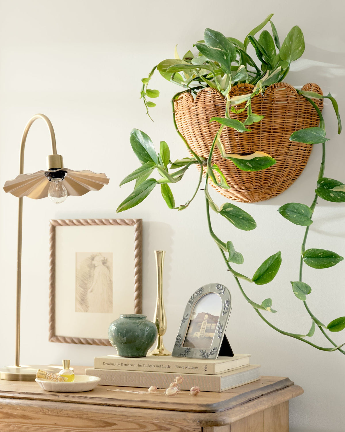 Mavelle Solene Scalloped Woven Wall Basket storage basket - Detail View