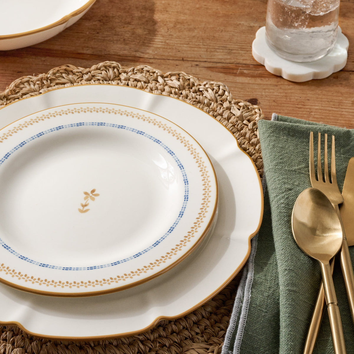 Mavelle Luna Scalloped 3-Piece Place Setting dinnerware set