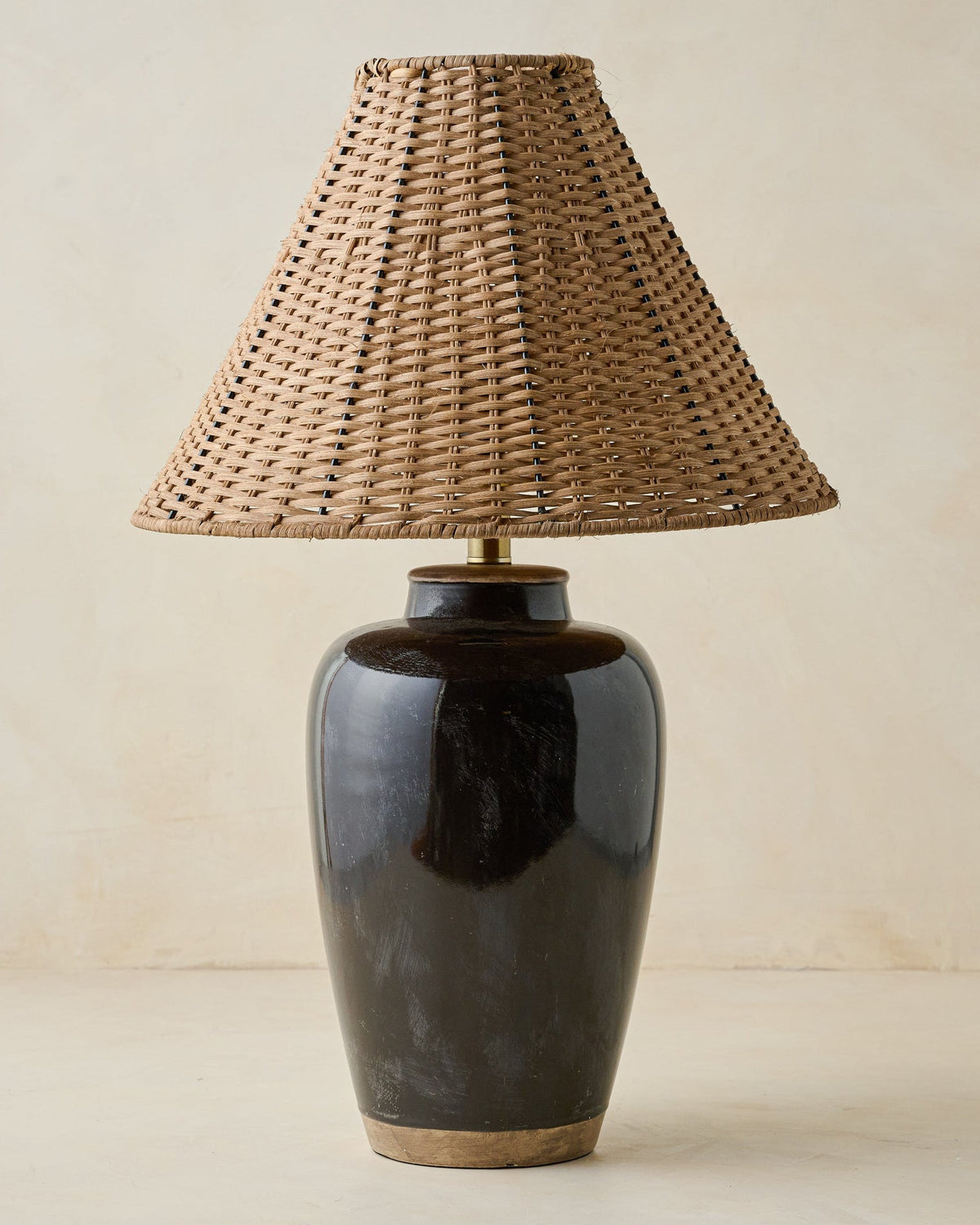 Mavelle Amalia Table Lamp with Woven Shade lamp shade - Detail View