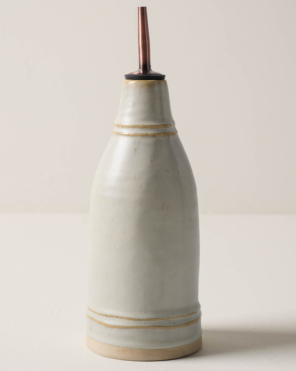 Mavelle French Grey Vinegar Pour kitchen tool