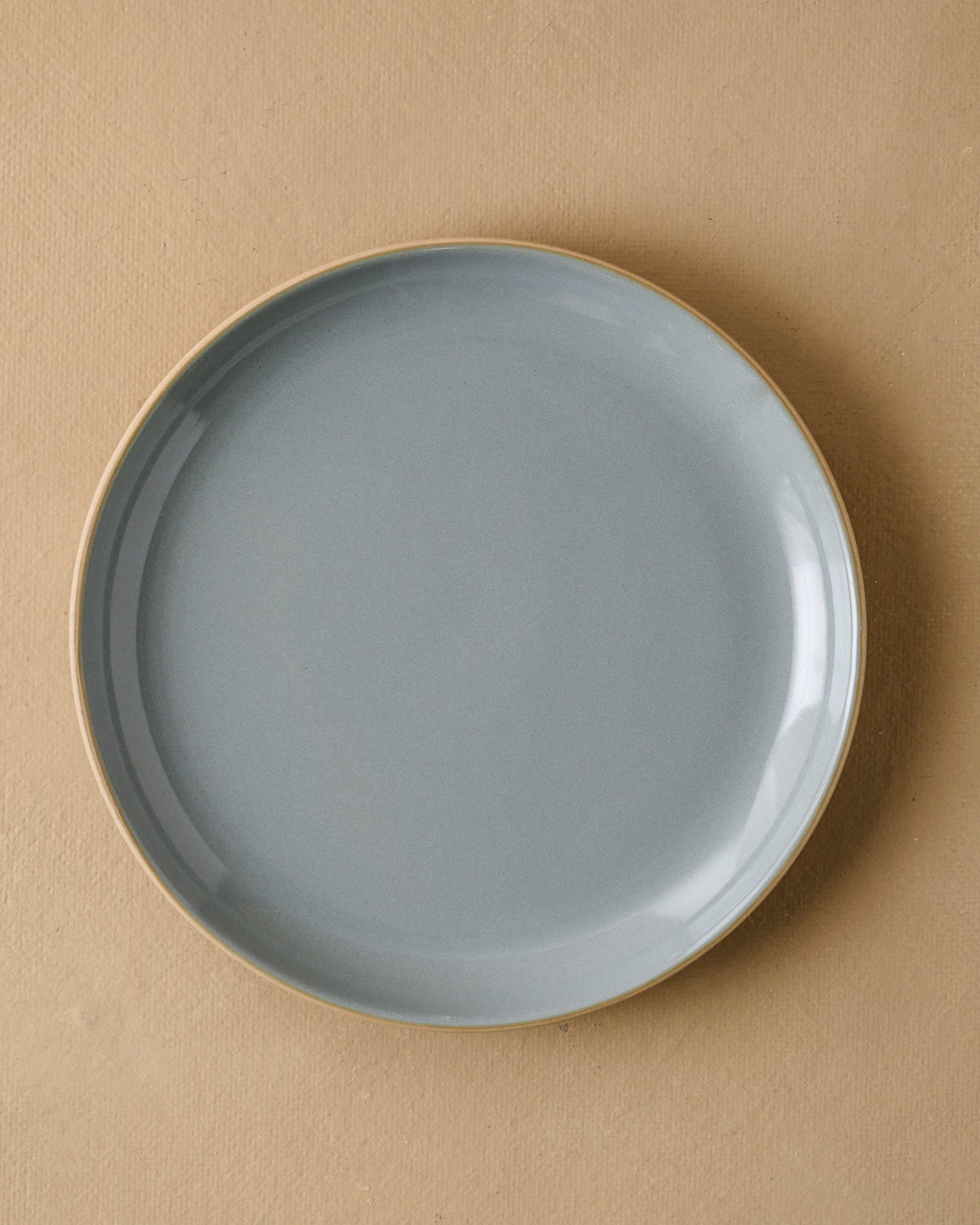 Mavelle Lakelynn Plate dinnerware set - Close-Up