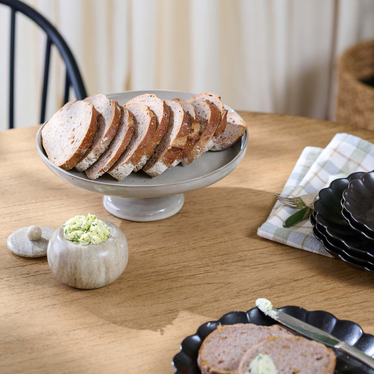 Mavelle Black Scalloped Plate dinnerware set - Side View