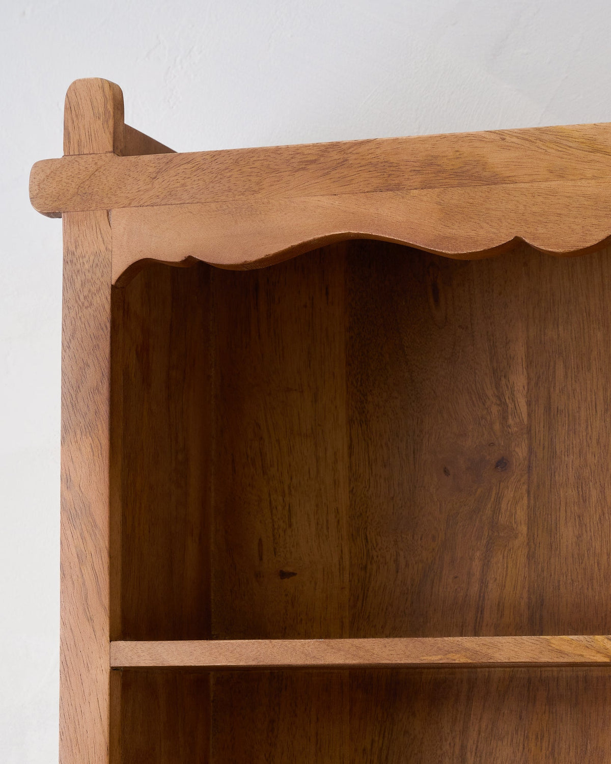 Mavelle Daphne Wooden Wall Shelf wall shelf - Close-Up