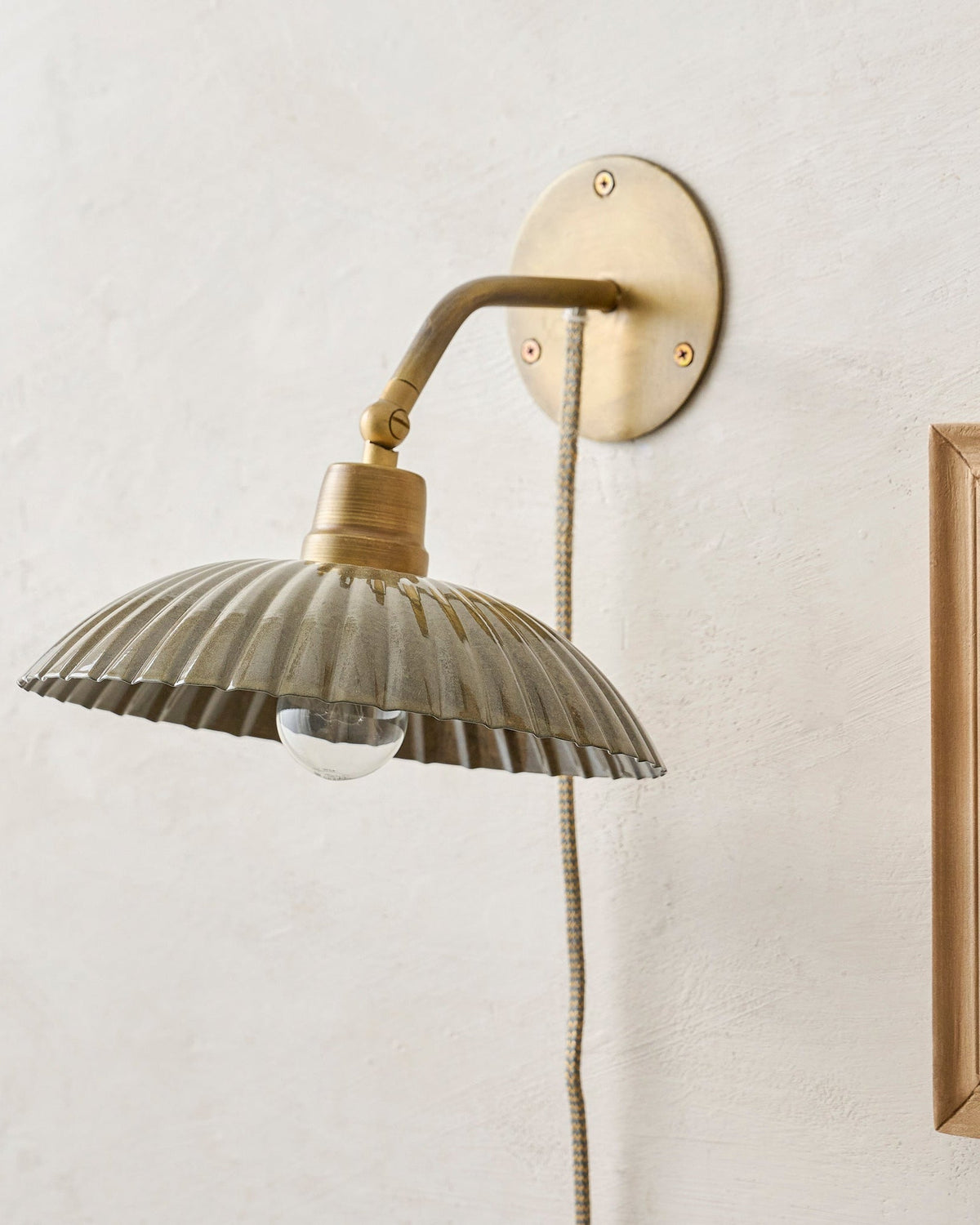 Mavelle Chester Enamel Plug-in Sconce wall sconce - Detail View