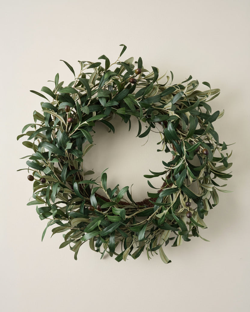 Mavelle Olive Leaf Wreath wreath - Detail View