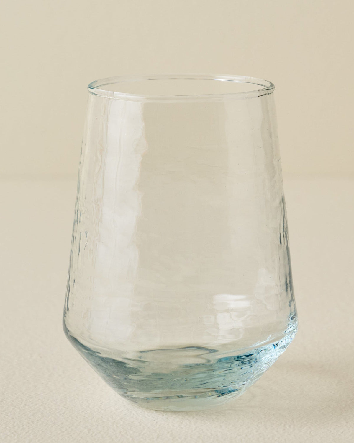 Mavelle Rustic Glass Stemless Glass drinking glass - Detail View