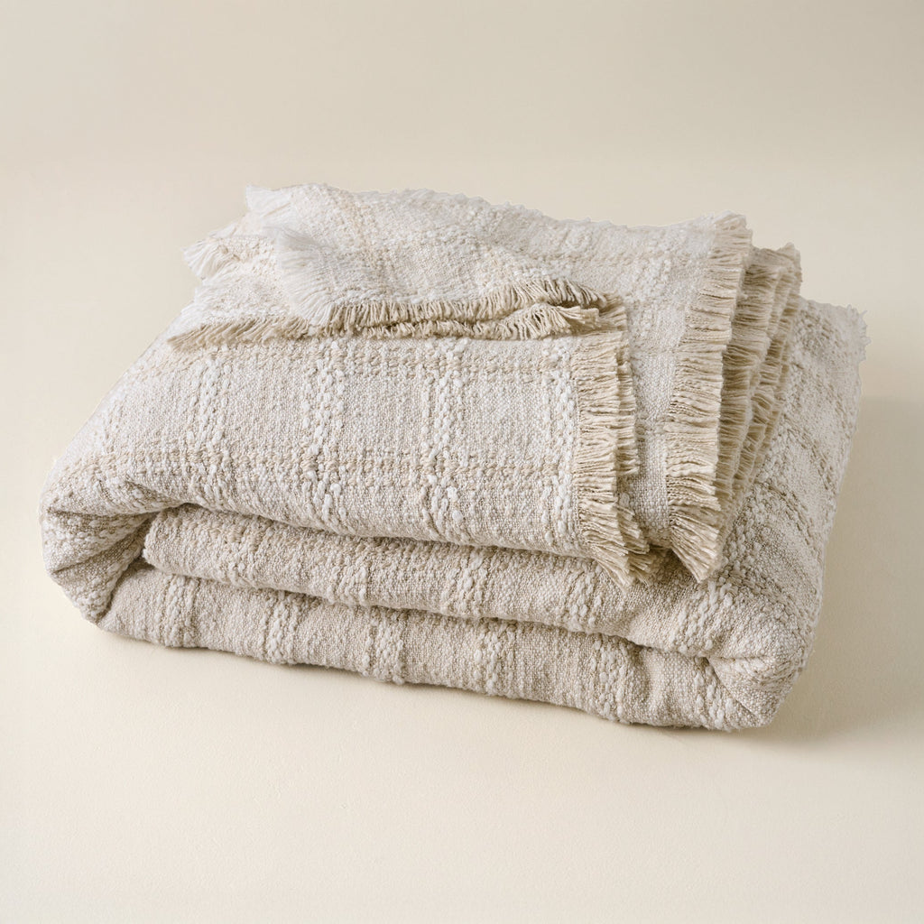 Mavelle Woven Grid Coverlet quilt - Detail View