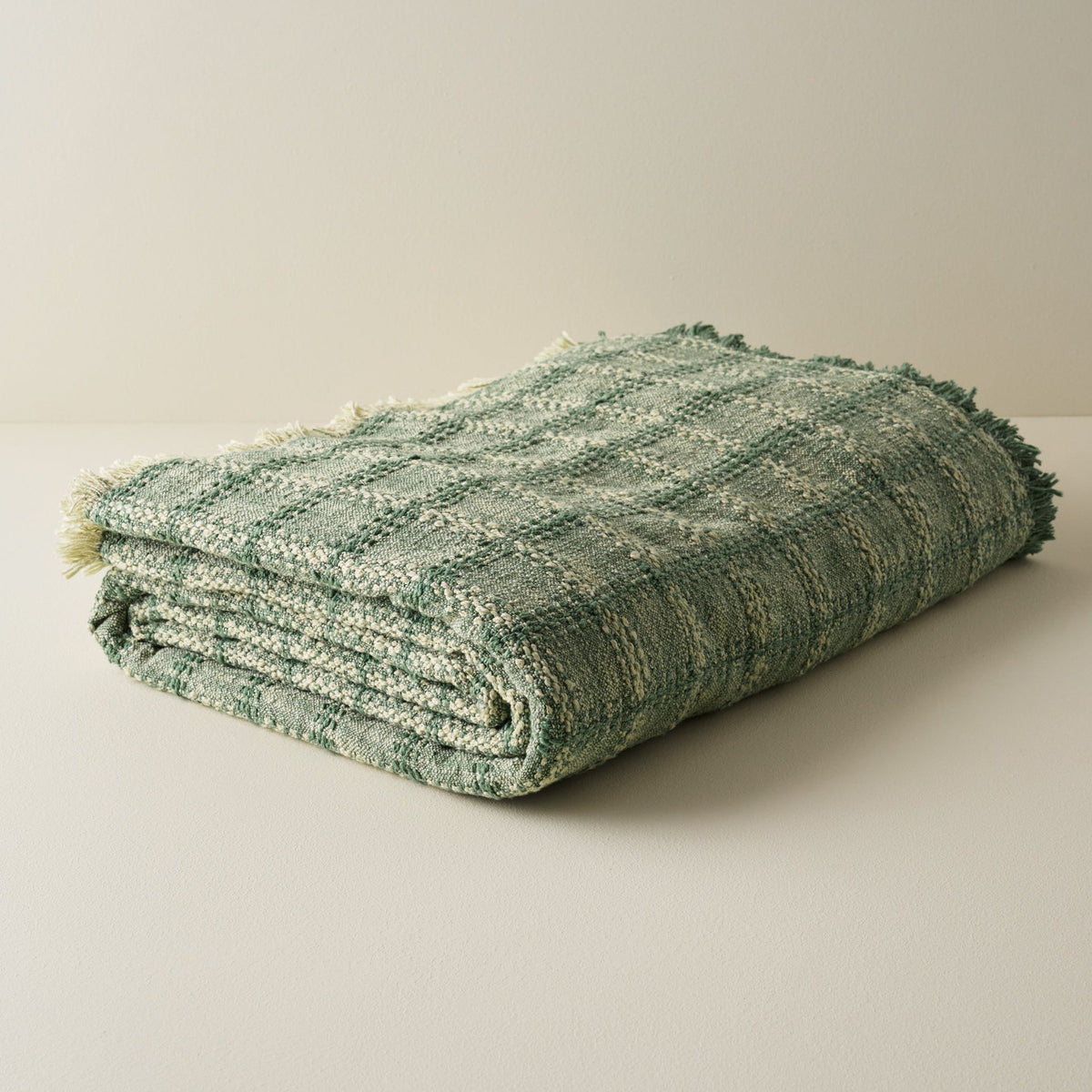 Mavelle Woven Grid Coverlet quilt