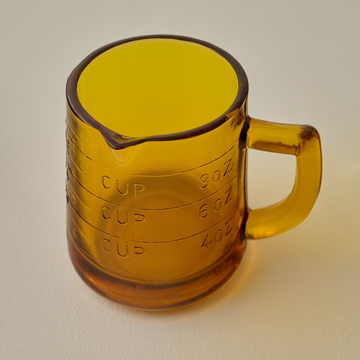 Mavelle Amber One Cup Glass Measuring Cup mug - Detail View