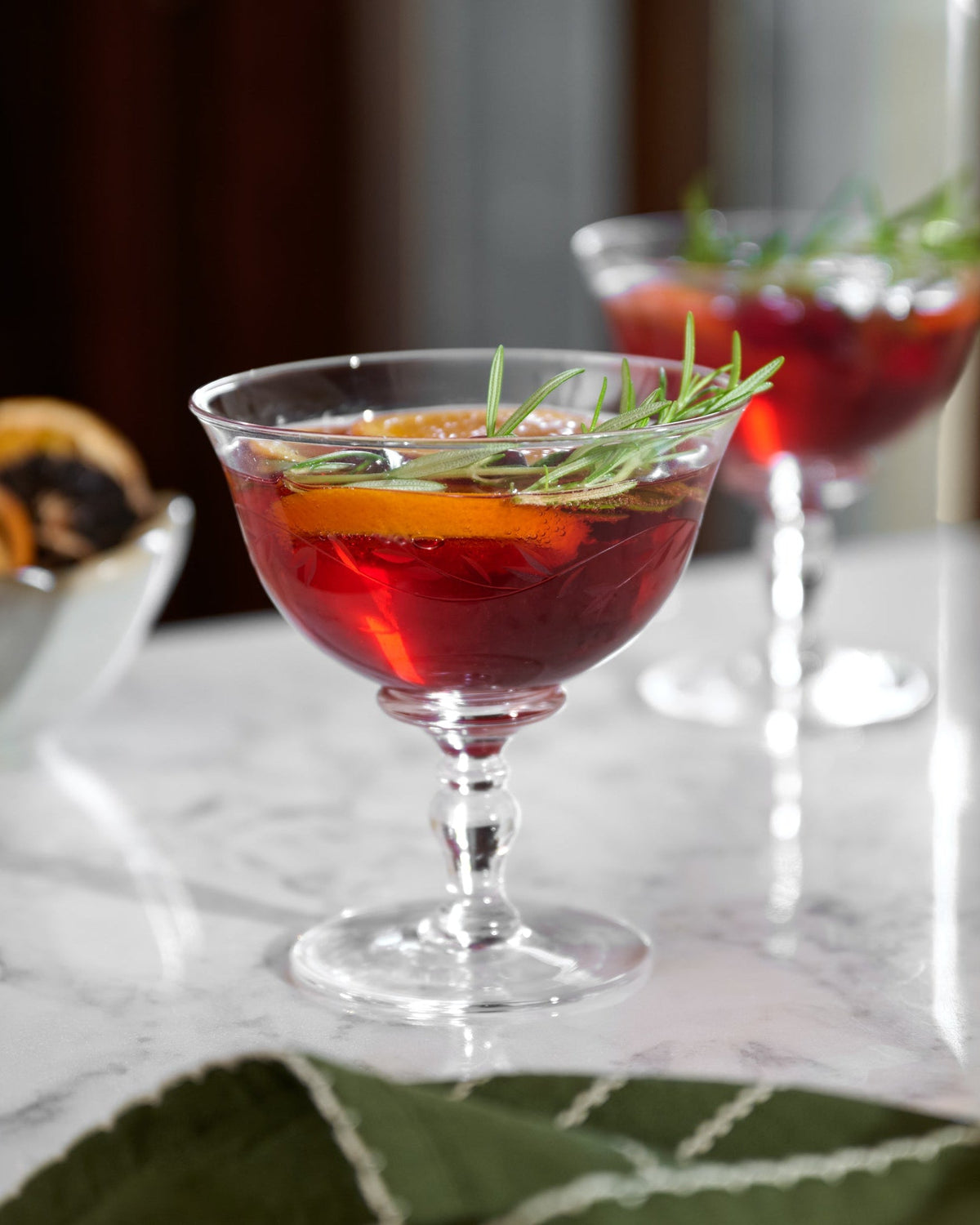 Mavelle Vintage-Inspired Etched Glass Coupe drinking glass - Detail View