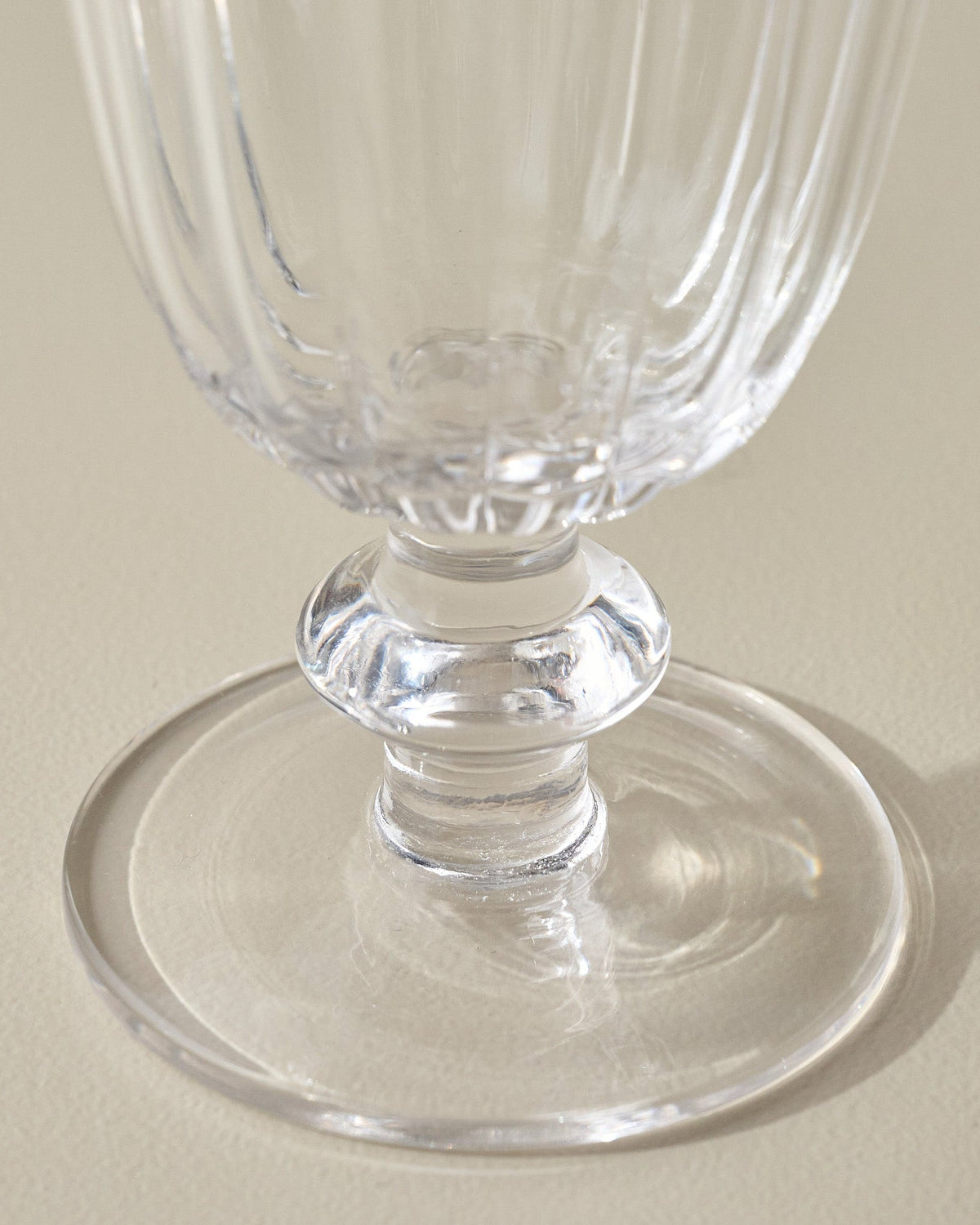 Mavelle Scalloped Rim Glass Tumbler drinking glass - Alternate View