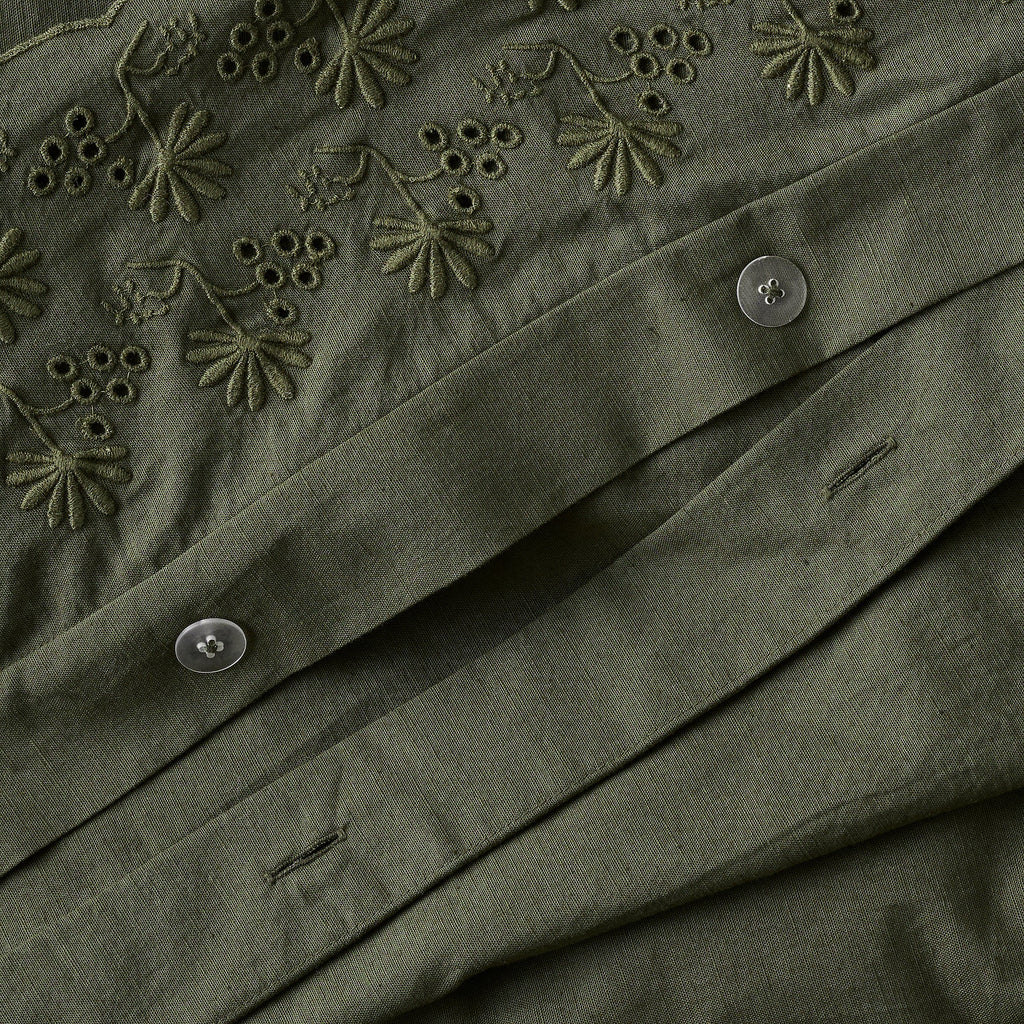 Mavelle Olive Night Clara Eyelet Flange Quilt & Sham Set (King) quilt