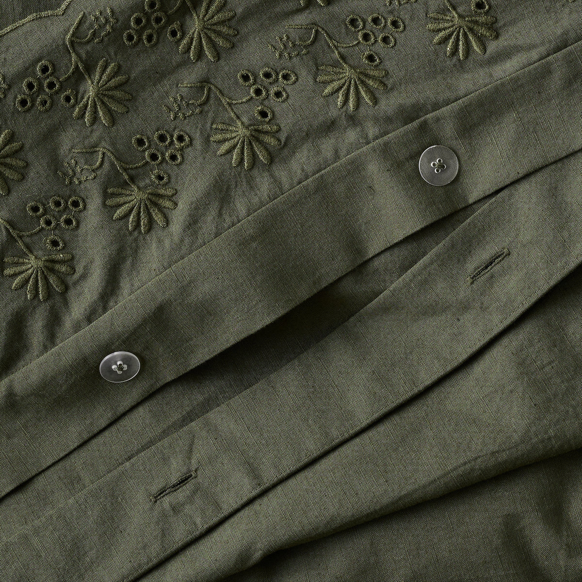 Mavelle Olive Night Clara Eyelet Flange Quilt & Sham Set (Queen) quilt