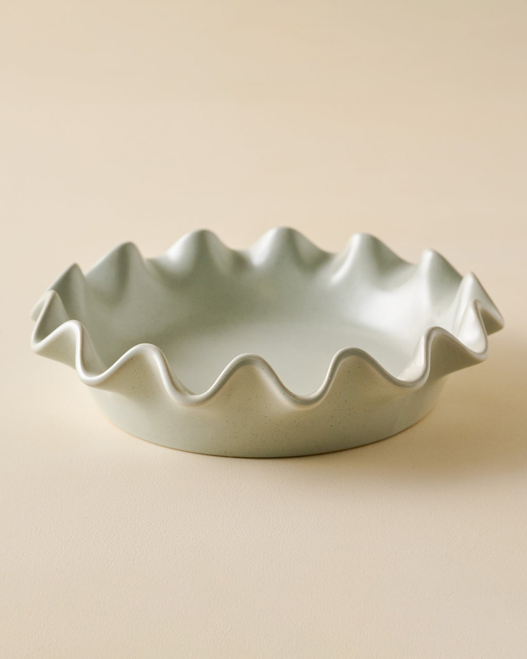 Mavelle French Grey Scalloped Pie Dish baking dish - Detail View