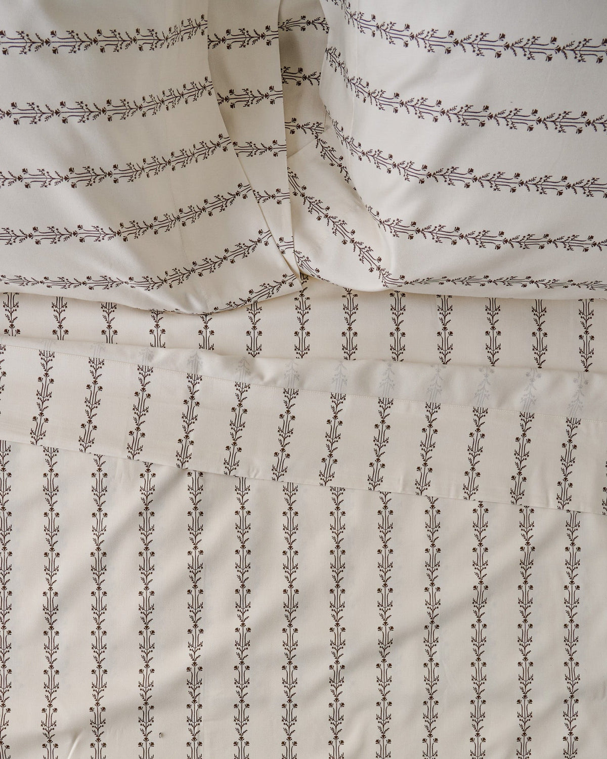 Mavelle Sylvie Vine Printed Sheet Set bedding - Close-Up