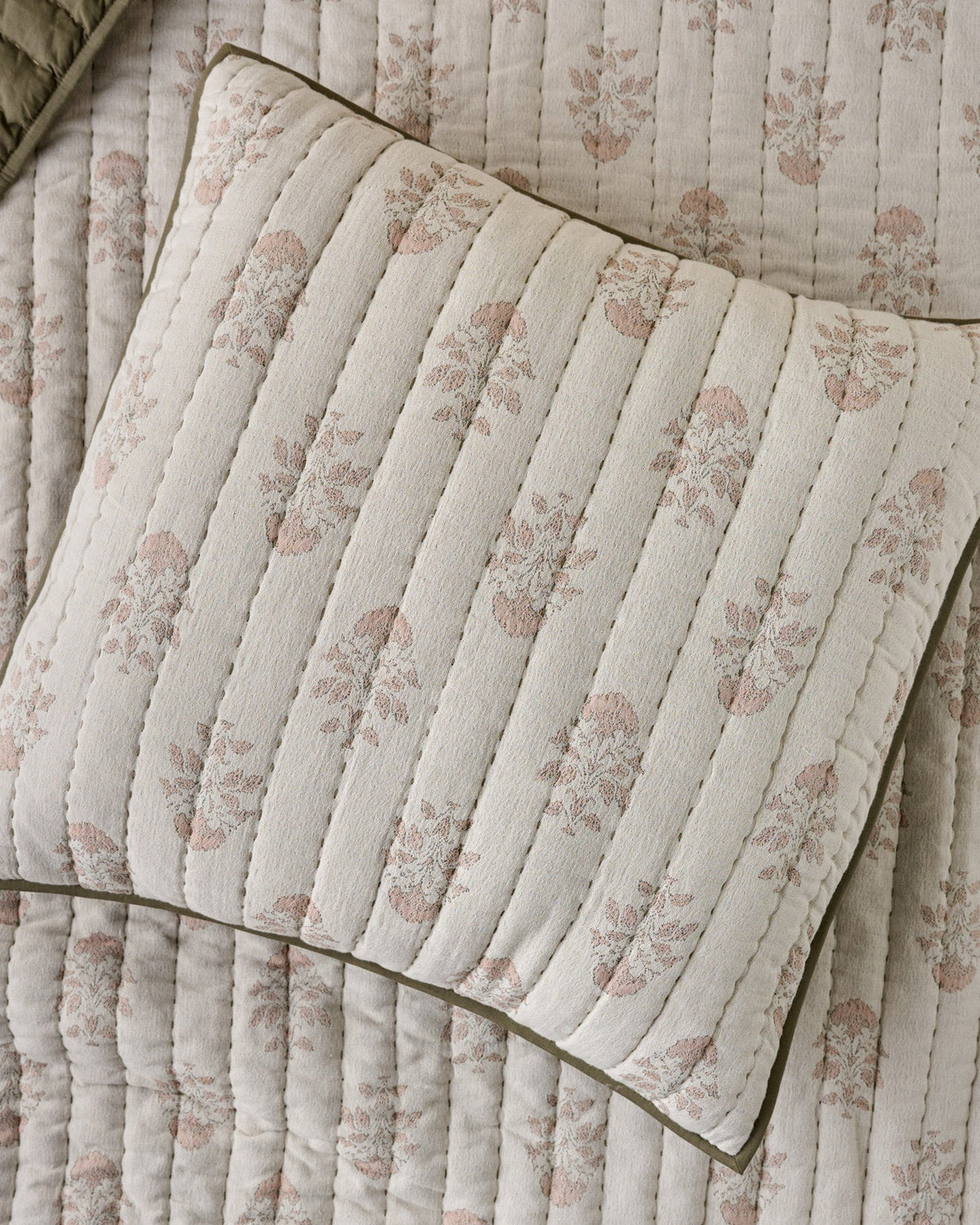 Mavelle Floral Jacquard Kantha Quilt & Sham Set (King) quilt - Close-Up