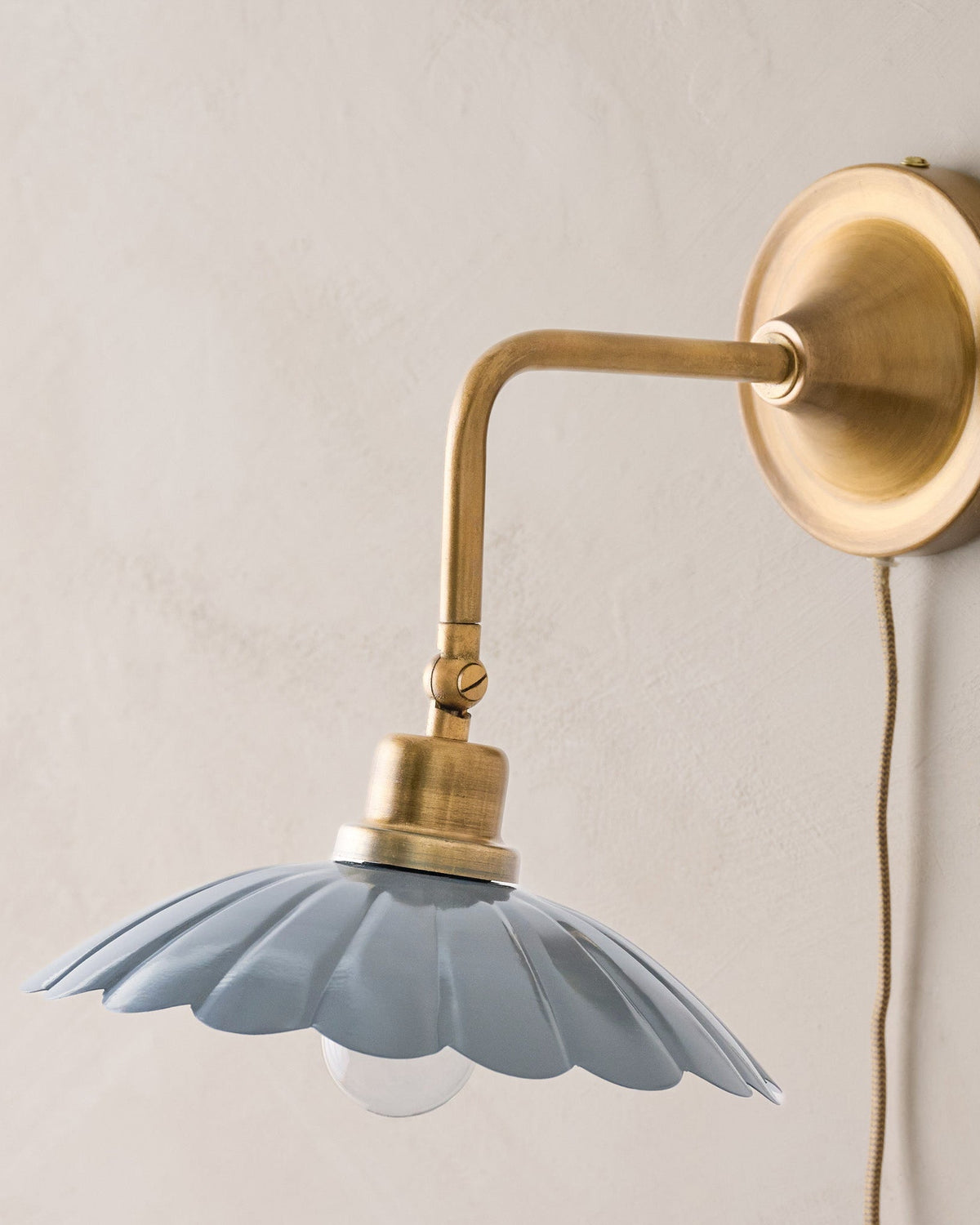 Mavelle Carolyn Enamel Plug-in Sconce wall sconce - Detail View