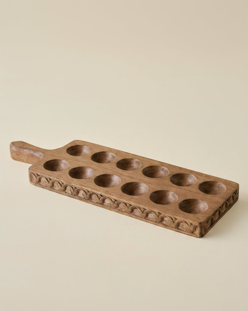 Mavelle Antiqued Wood Tulip Carved Edge Egg Tray decorative tray - Detail View