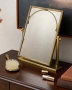 Mavelle Vienna Tabletop Mirror mirror - Detail View