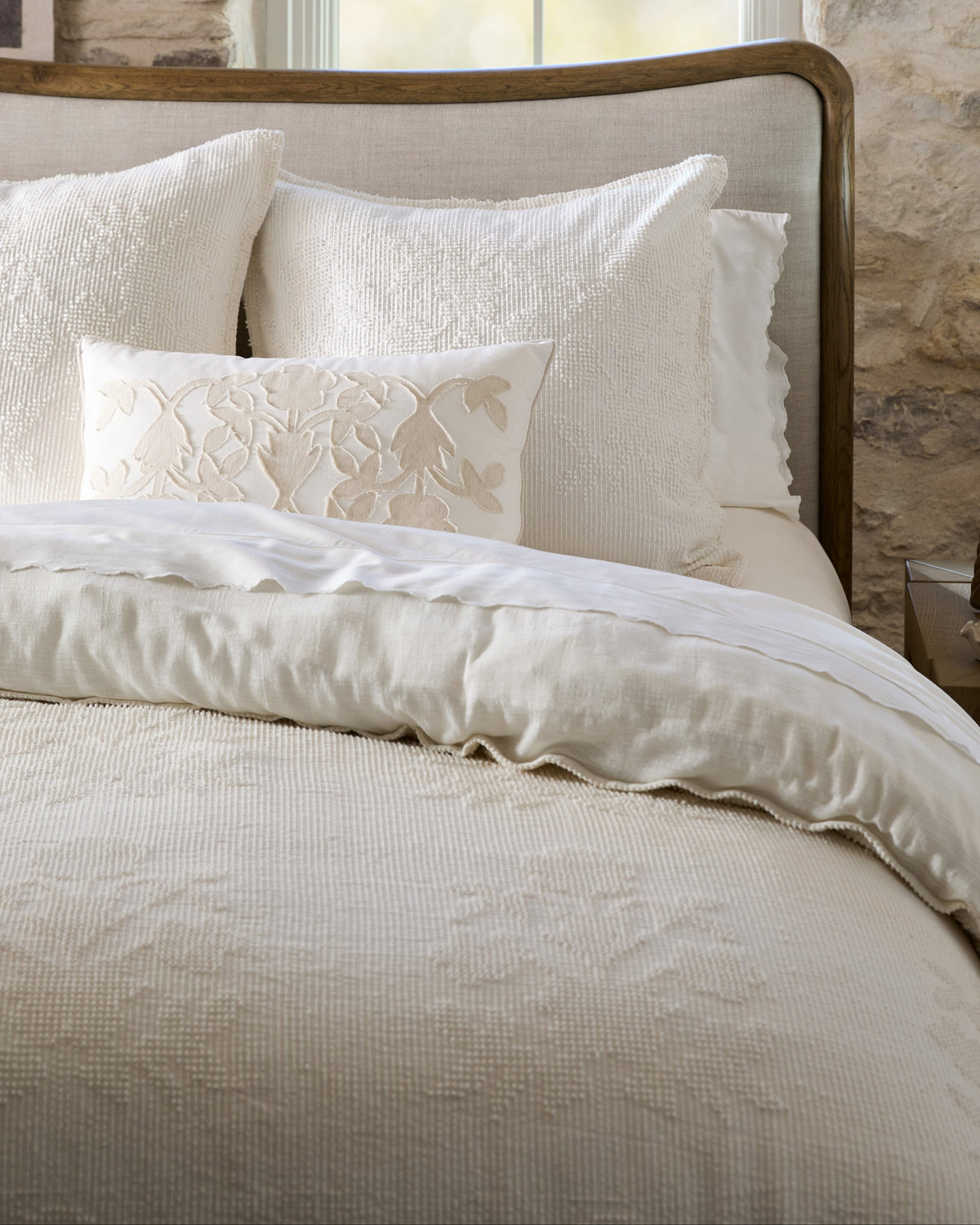 Mavelle Vintage Chenille Duvet duvet cover - Detail View