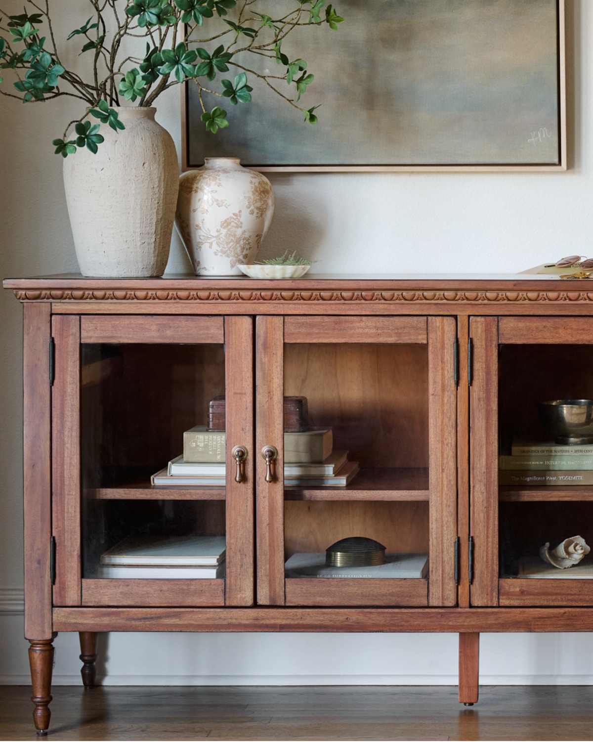 Mavelle Annette Media Console sideboard - Detail View