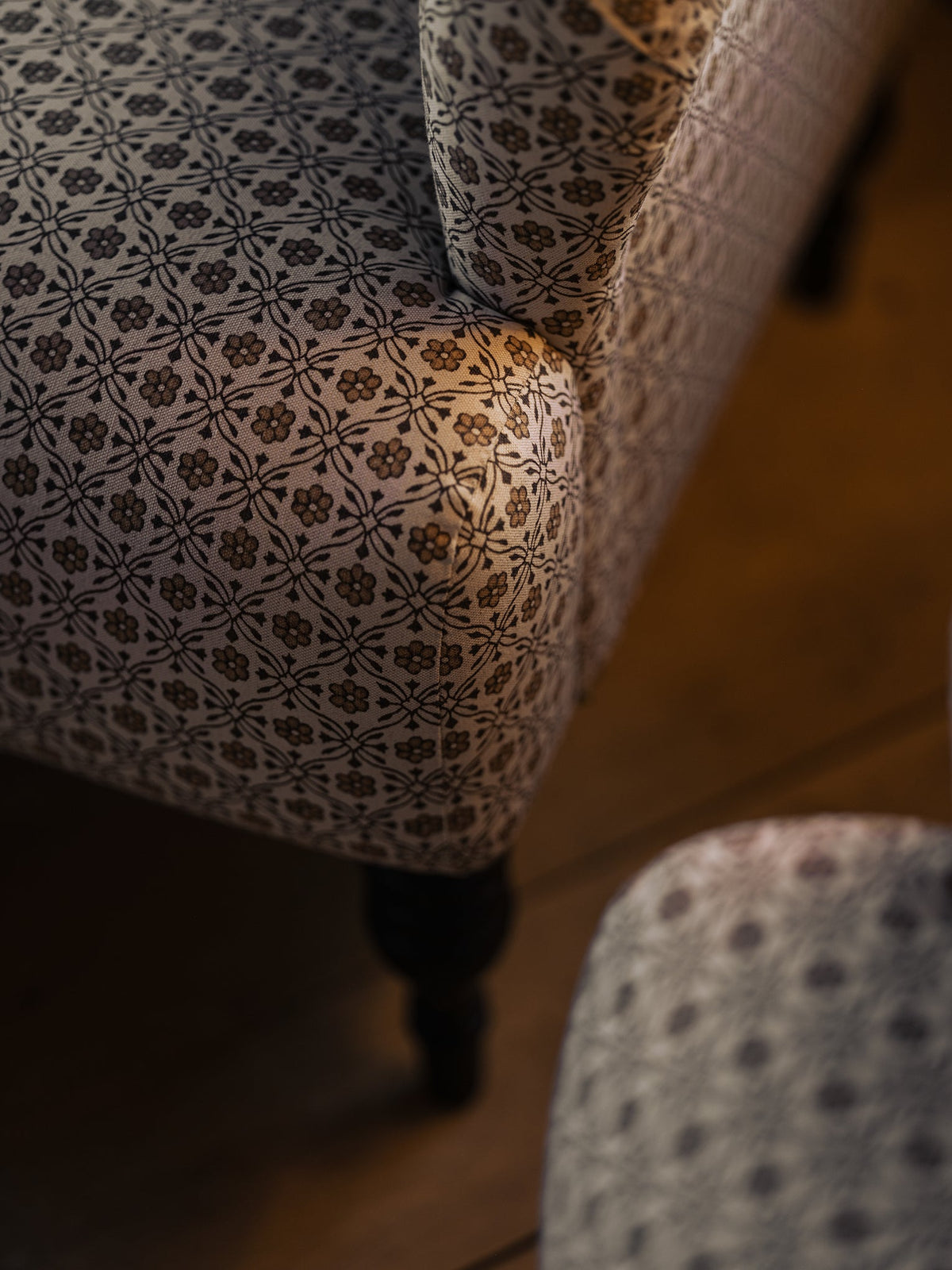 Mavelle Lark Armchair accent chair - Side View