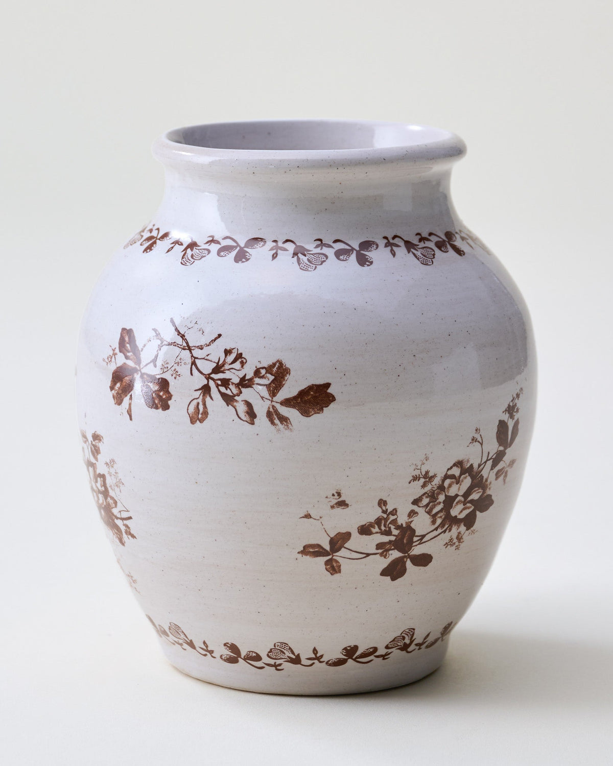 Mavelle Chestnut Heirloom Garden Vase vase - Detail View
