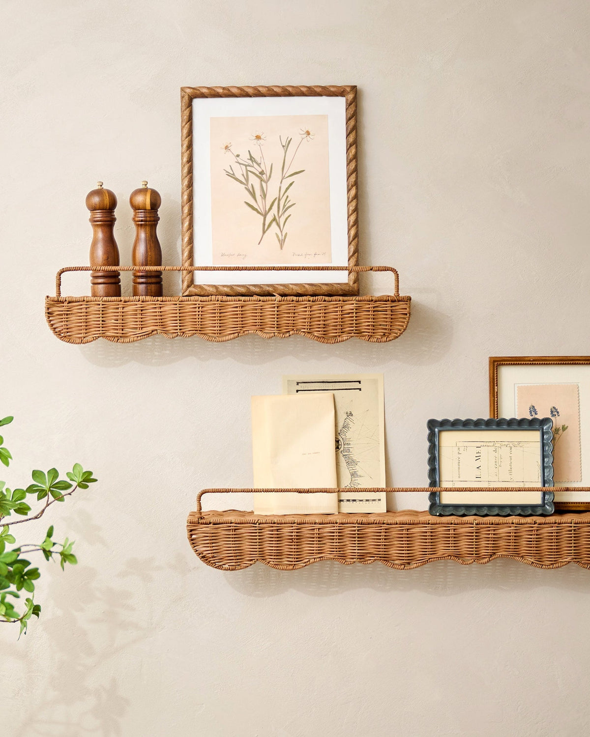 Mavelle Robin Woven Rattan Picture Ledge wall shelf - Detail View