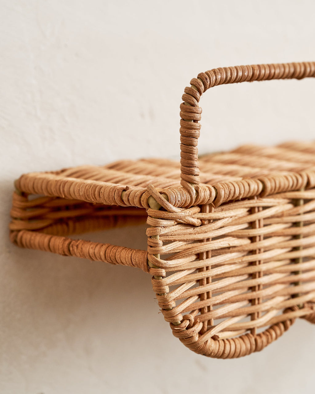 Mavelle Robin Woven Rattan Picture Ledge wall shelf - Close-Up