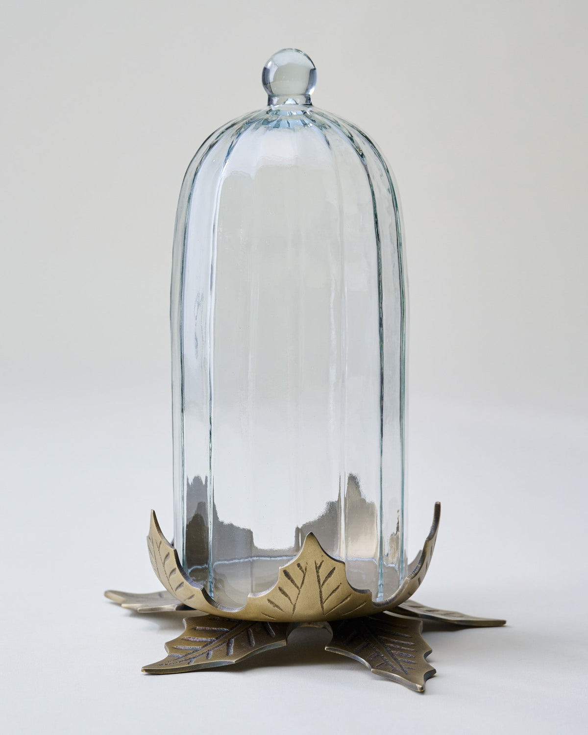 Mavelle Antique Brass Holly Cloche candle