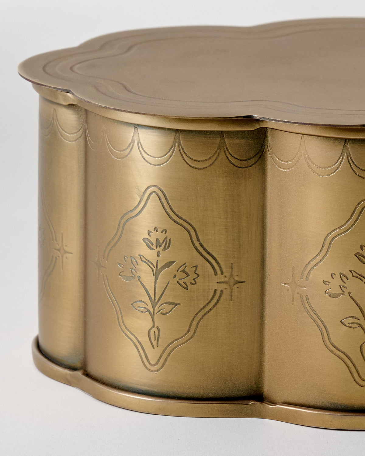 Mavelle Antique Brass Fluted Canister kitchen storage piece - Close-Up