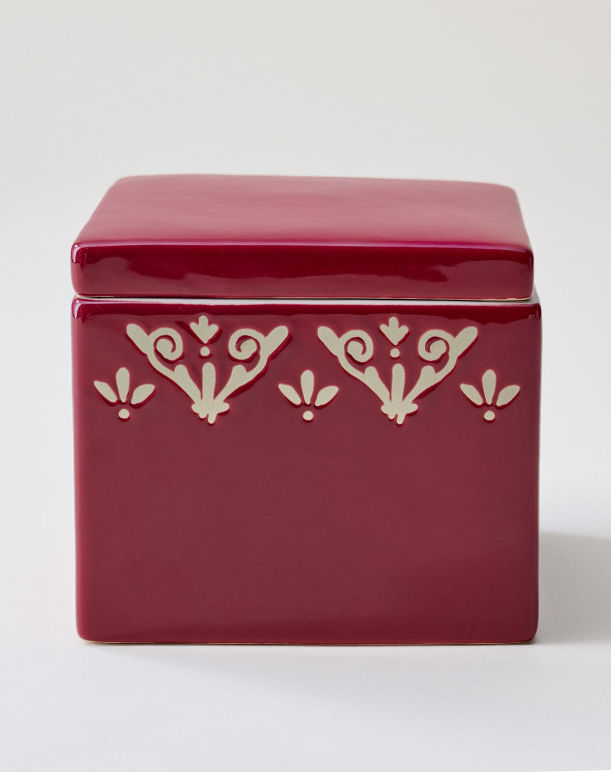 Mavelle Heirloom Noel Ceramic Canister kitchen storage piece