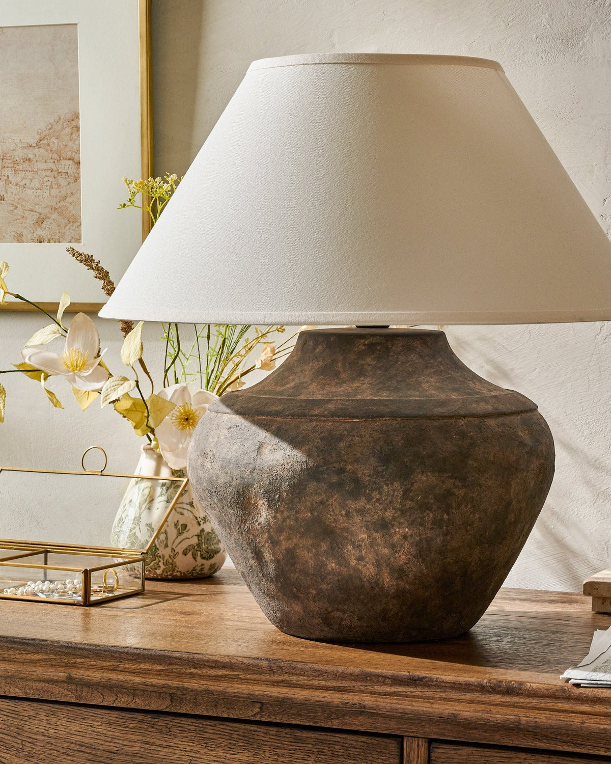 Mavelle Valencia Table Lamp table lamp - Detail View