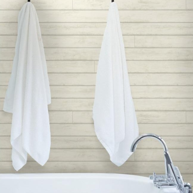 Mavelle Skinnylap Wallpaper wallpaper - Detail View